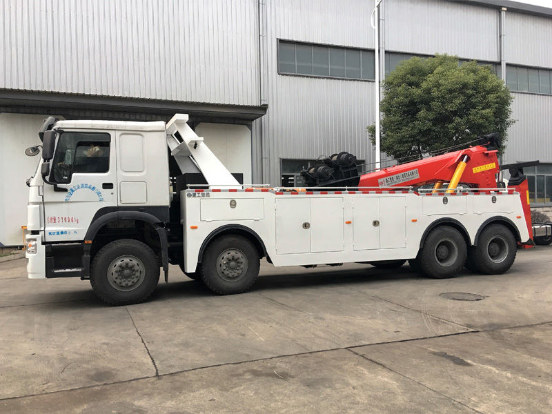 重汽前四后八拖吊聯(lián)體清障車(chē)