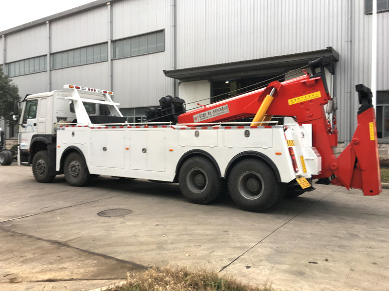 重汽前四后八拖吊聯(lián)體清障車(chē)