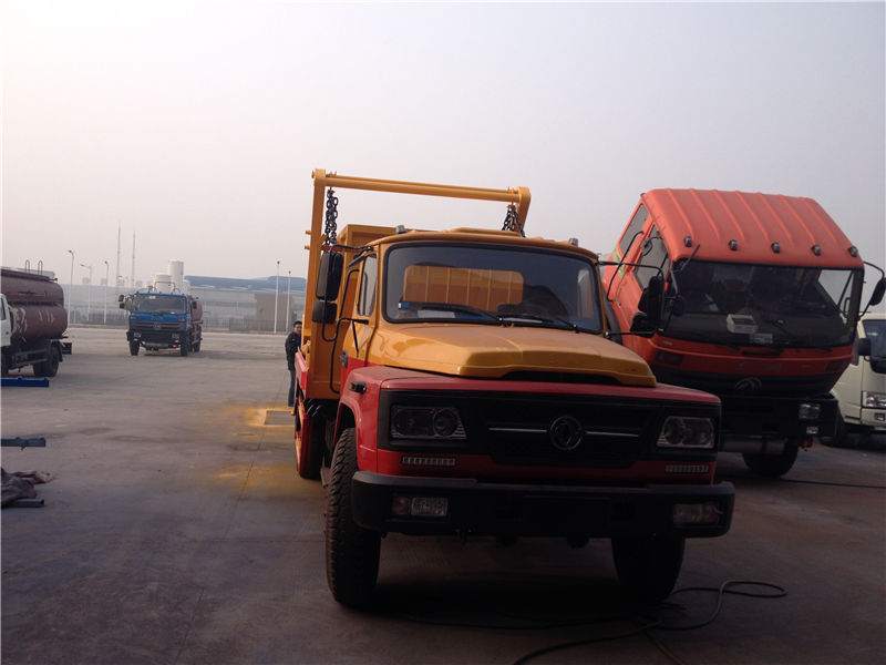 東風(fēng)擺臂垃圾車(chē)（6方）