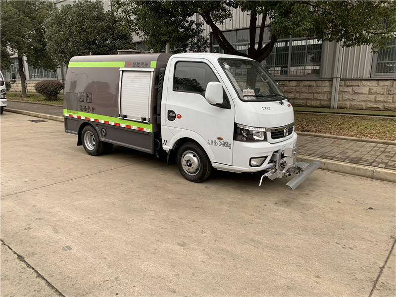 國六東風(fēng)高壓清洗車(2噸藍(lán)牌）