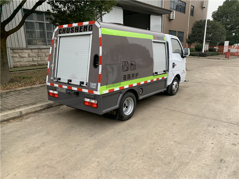 國六東風(fēng)高壓清洗車(2噸藍(lán)牌）